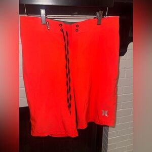 Hurley Vibrant pink shorts